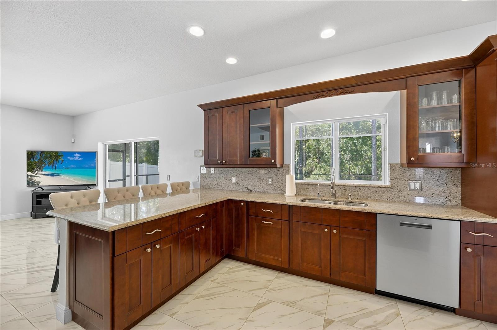 BAY ARBOR - Residential