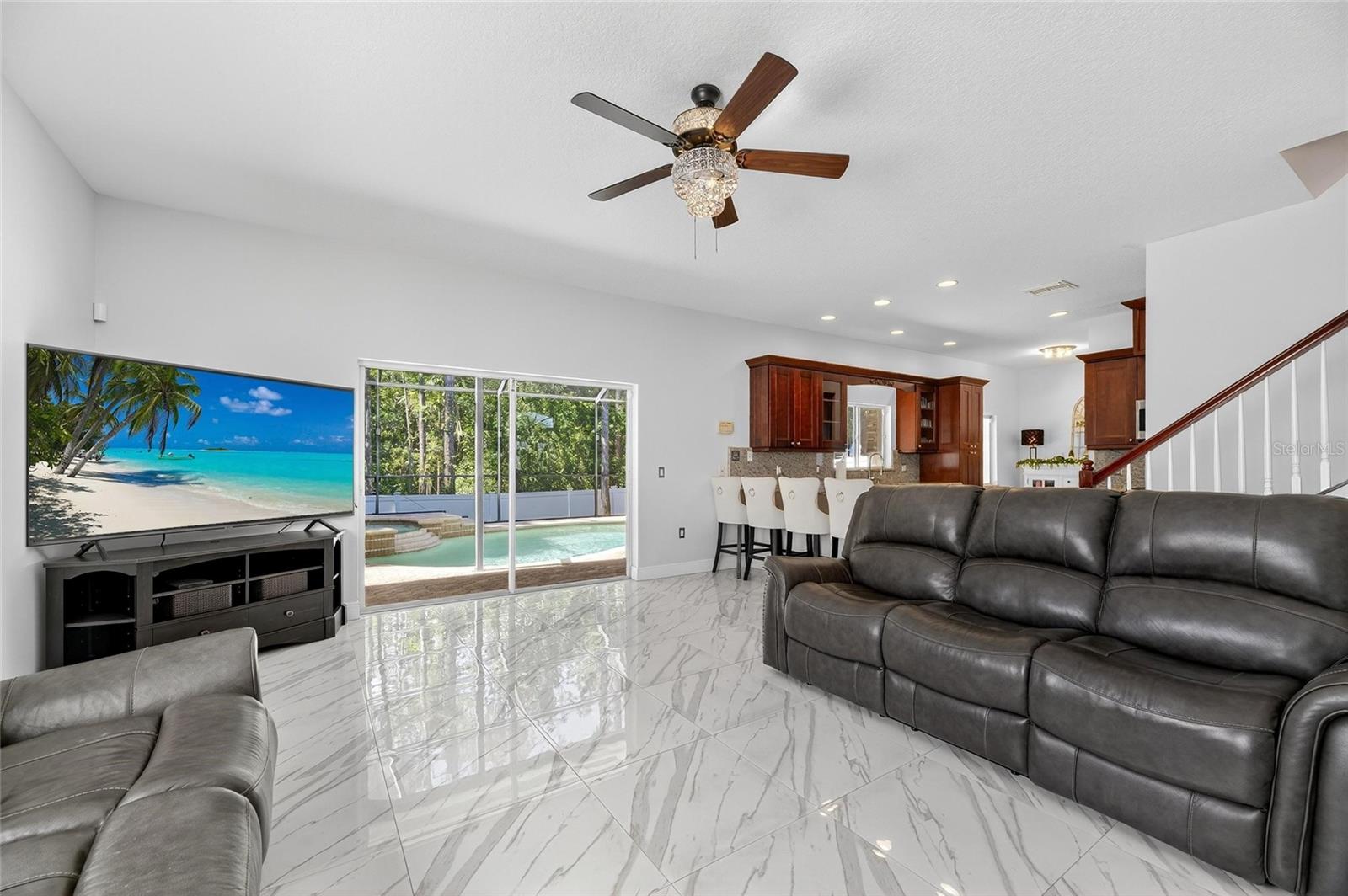 BAY ARBOR - Residential
