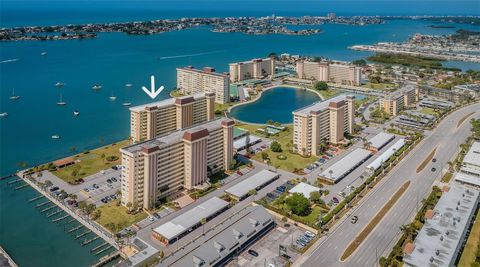 Photo of 4525 Cove Circle #604, St Petersburg, FL 33708 (MLS # TB8471873)