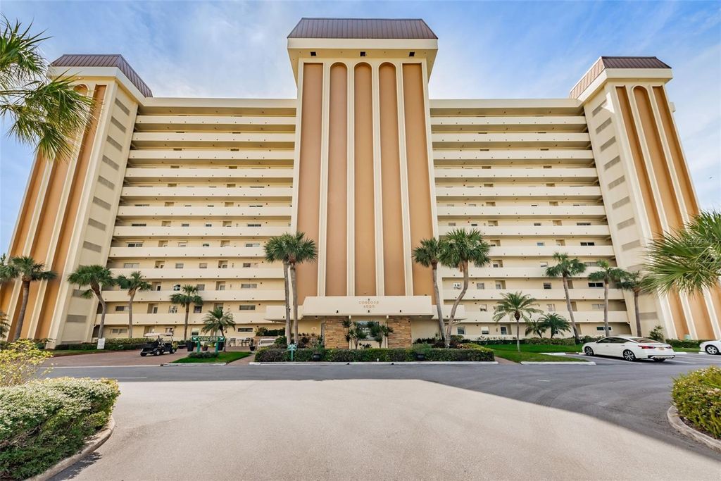 Photo of 4525 Cove Circle #604, St Petersburg, FL 33708 (MLS # TB8471873)