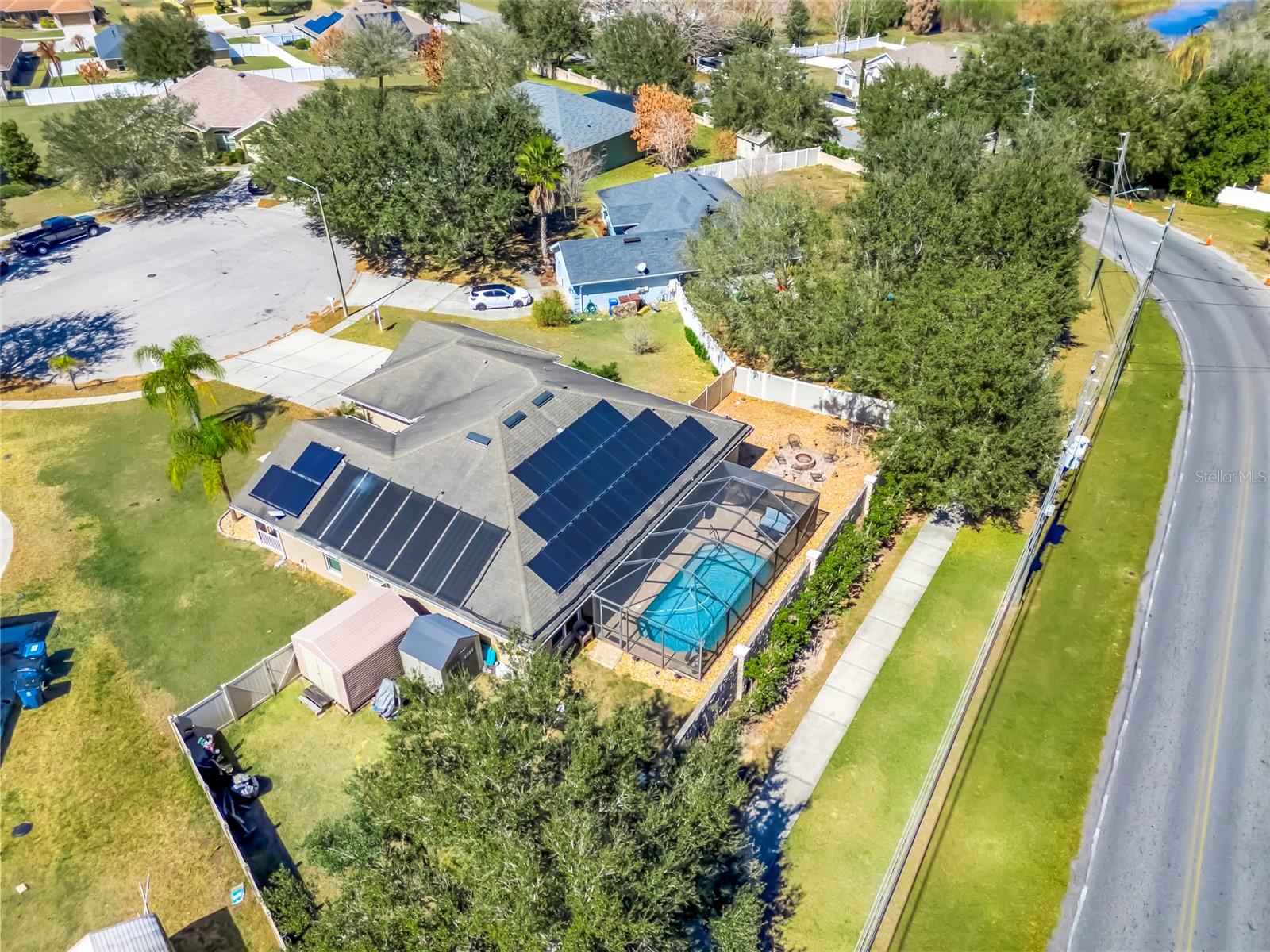 SUNSET CHASE - Residential