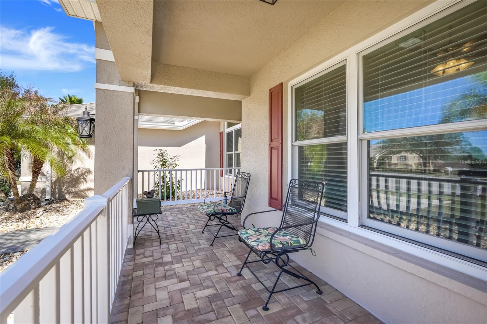 SUNSET CHASE - Residential