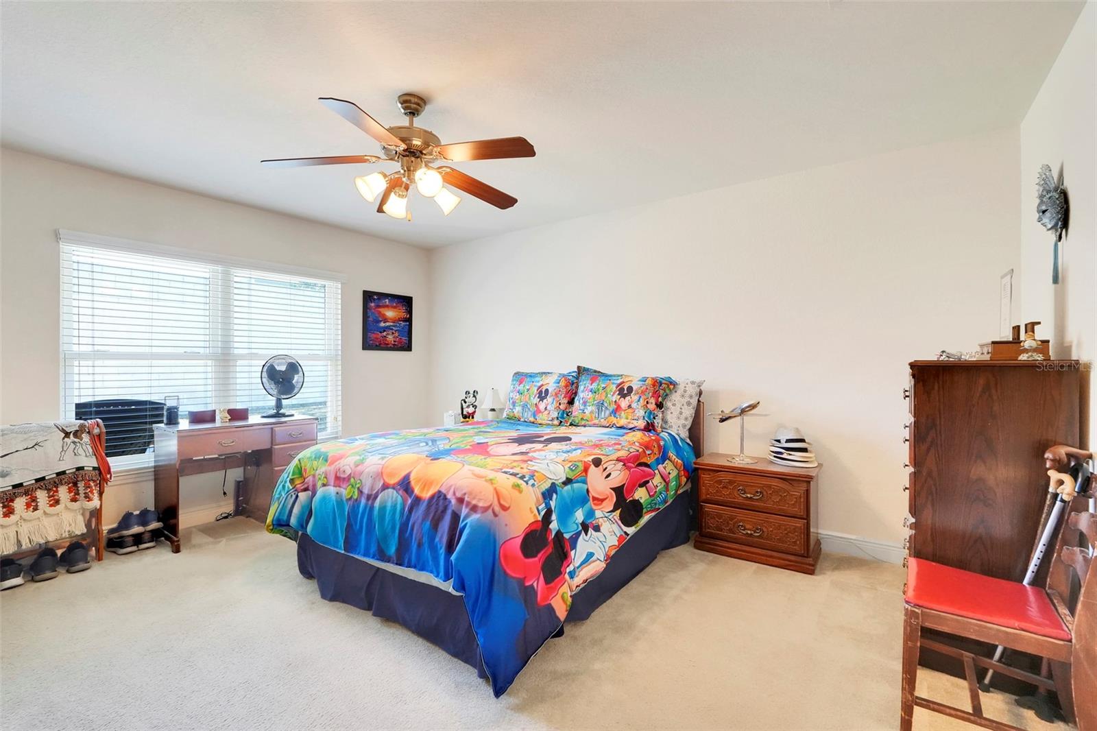 SUNSET CHASE - Residential