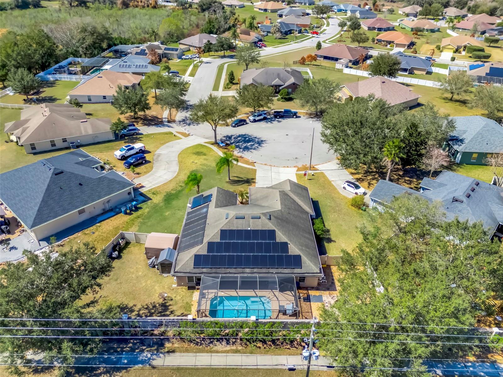 SUNSET CHASE - Residential