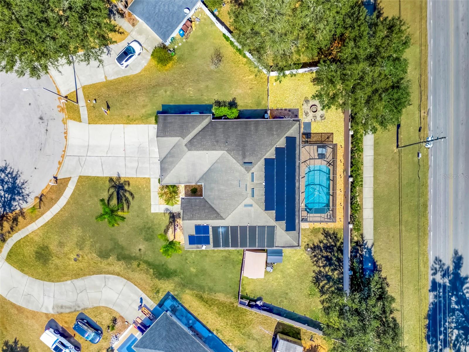 SUNSET CHASE - Residential