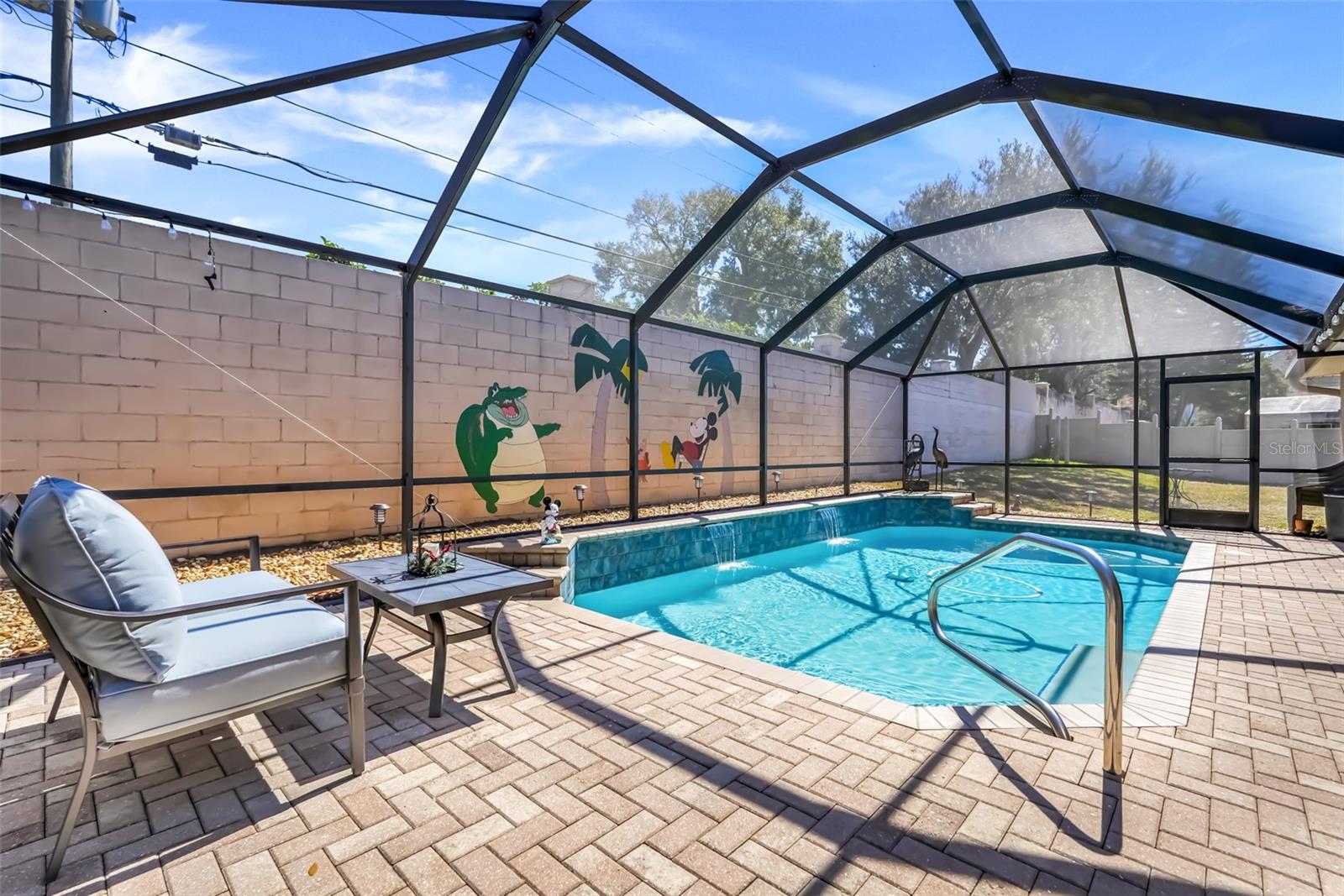 SUNSET CHASE - Residential