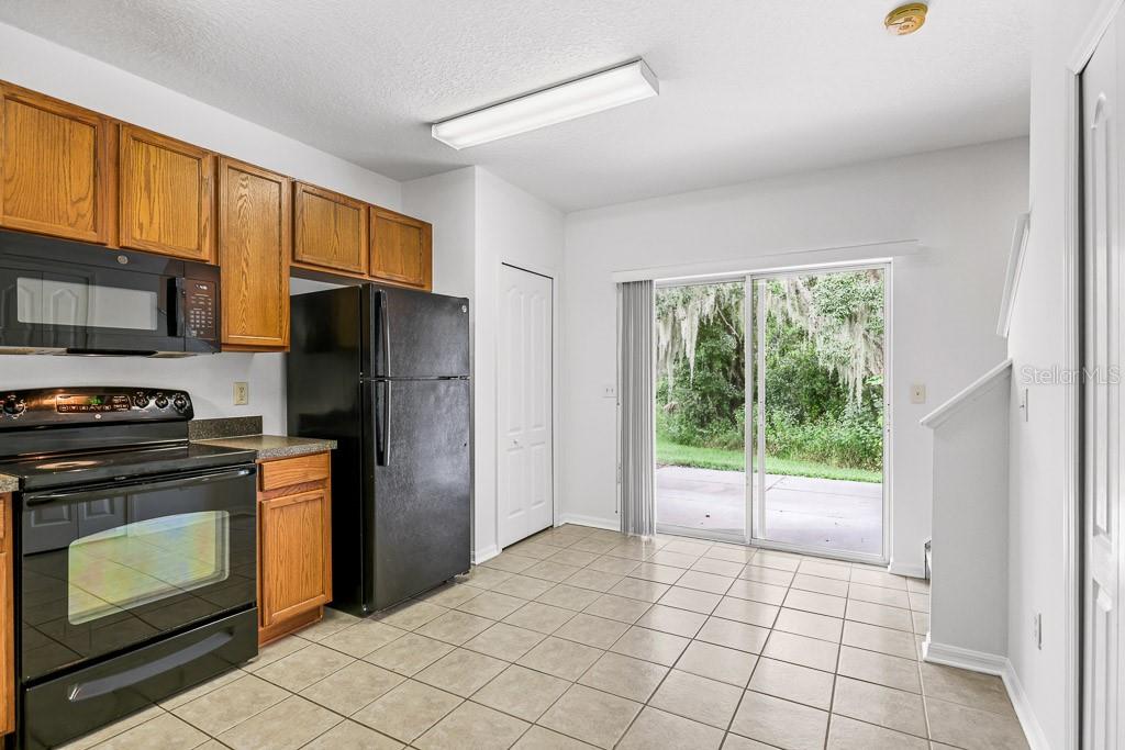 FISHHAWK RANCH TWNHMS PH - Residential Lease