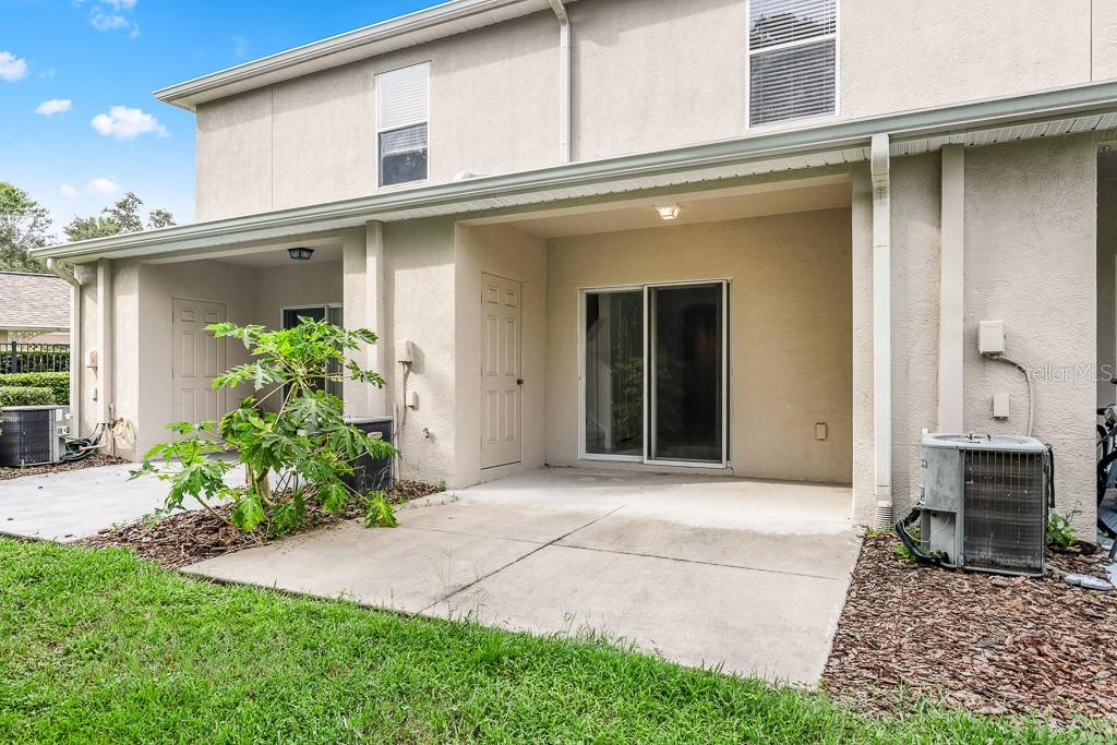 FISHHAWK RANCH TWNHMS PH - Residential Lease