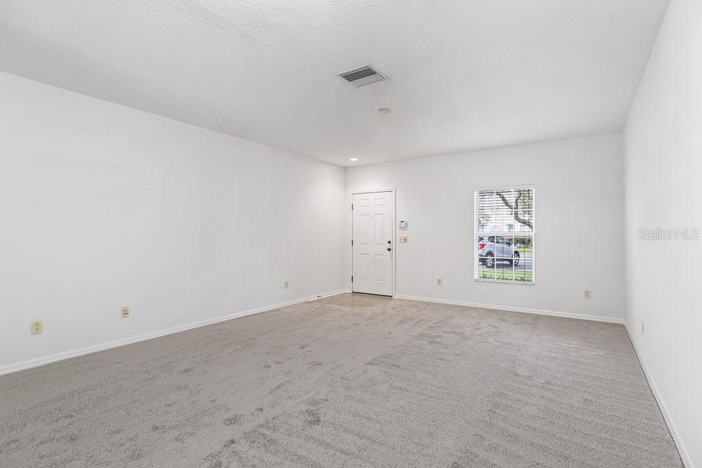 FISHHAWK RANCH TWNHMS PH - Residential Lease