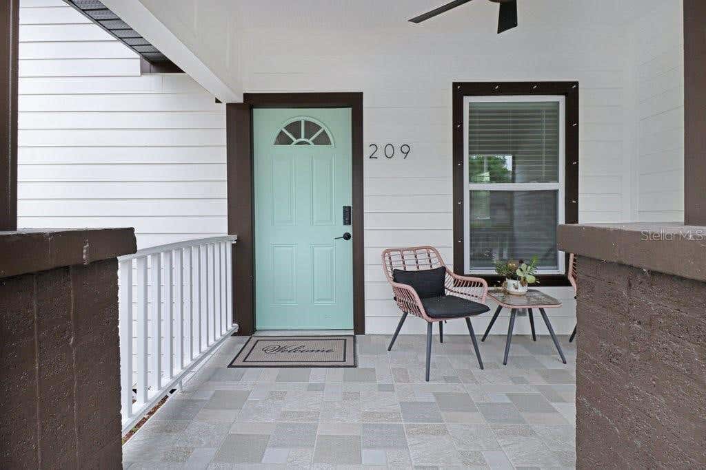 Photo of 209 W Hiawatha Street, Tampa, FL 33604 (MLS # TB8535812)