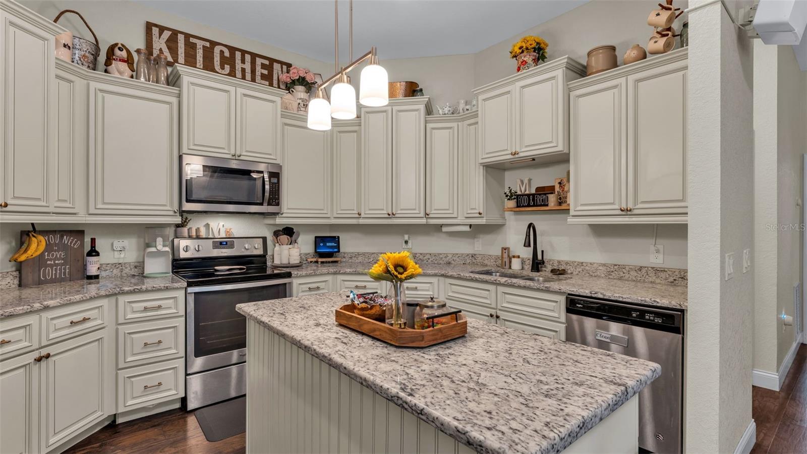 LONGWOOD OAKS PH 02 - Residential