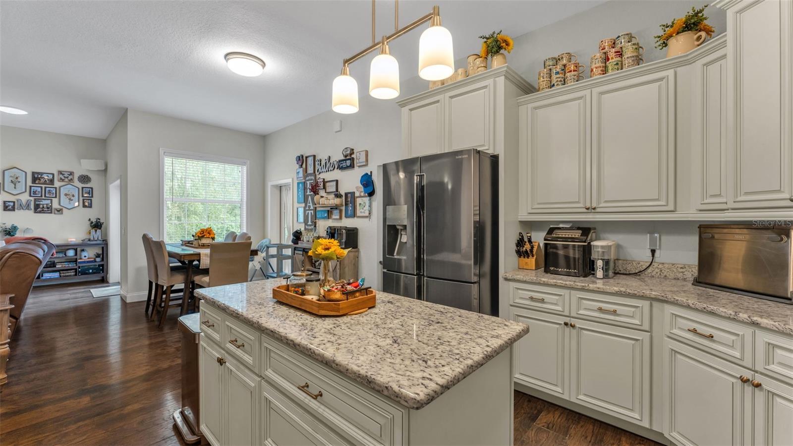 LONGWOOD OAKS PH 02 - Residential