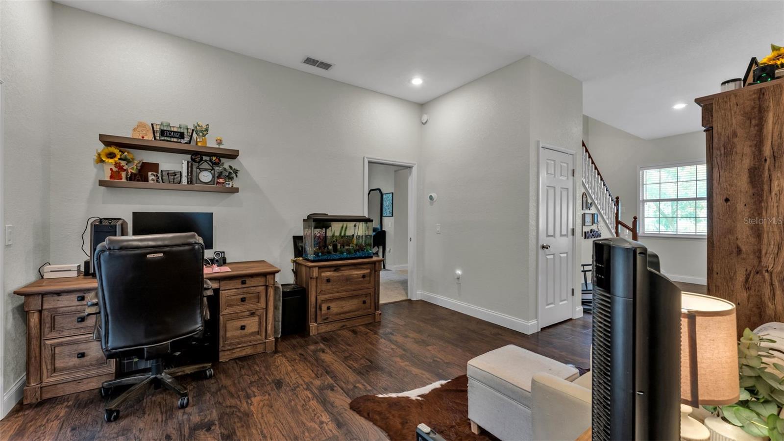 LONGWOOD OAKS PH 02 - Residential