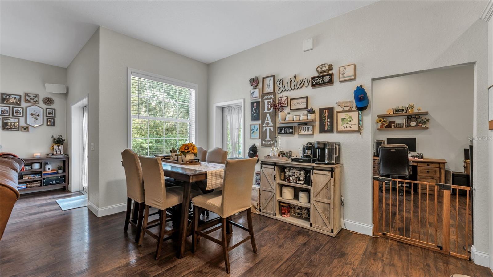 LONGWOOD OAKS PH 02 - Residential