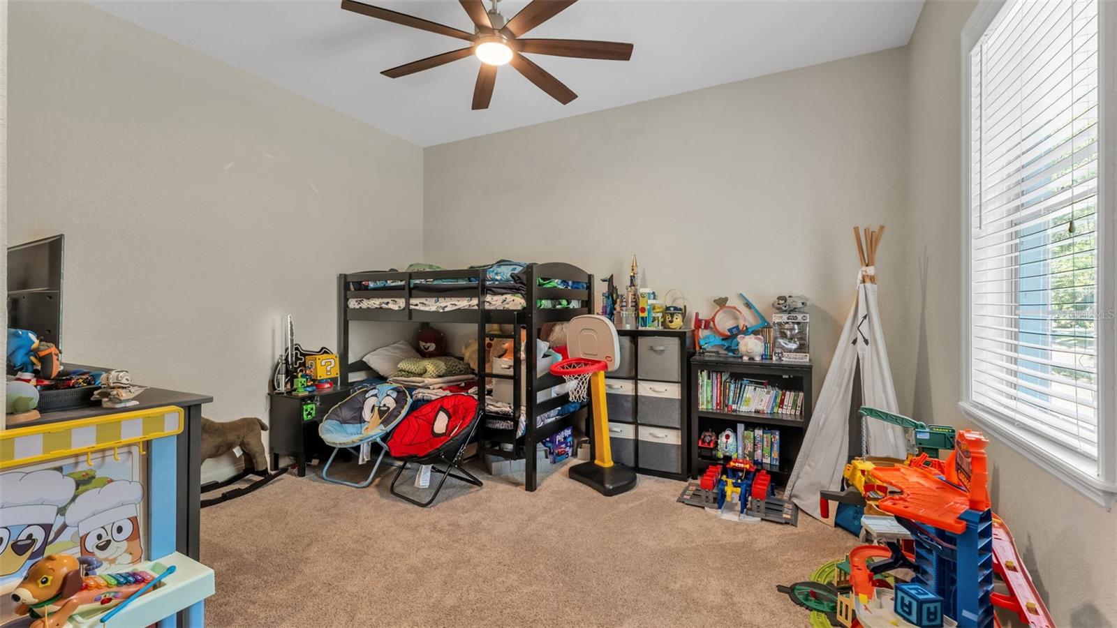 LONGWOOD OAKS PH 02 - Residential