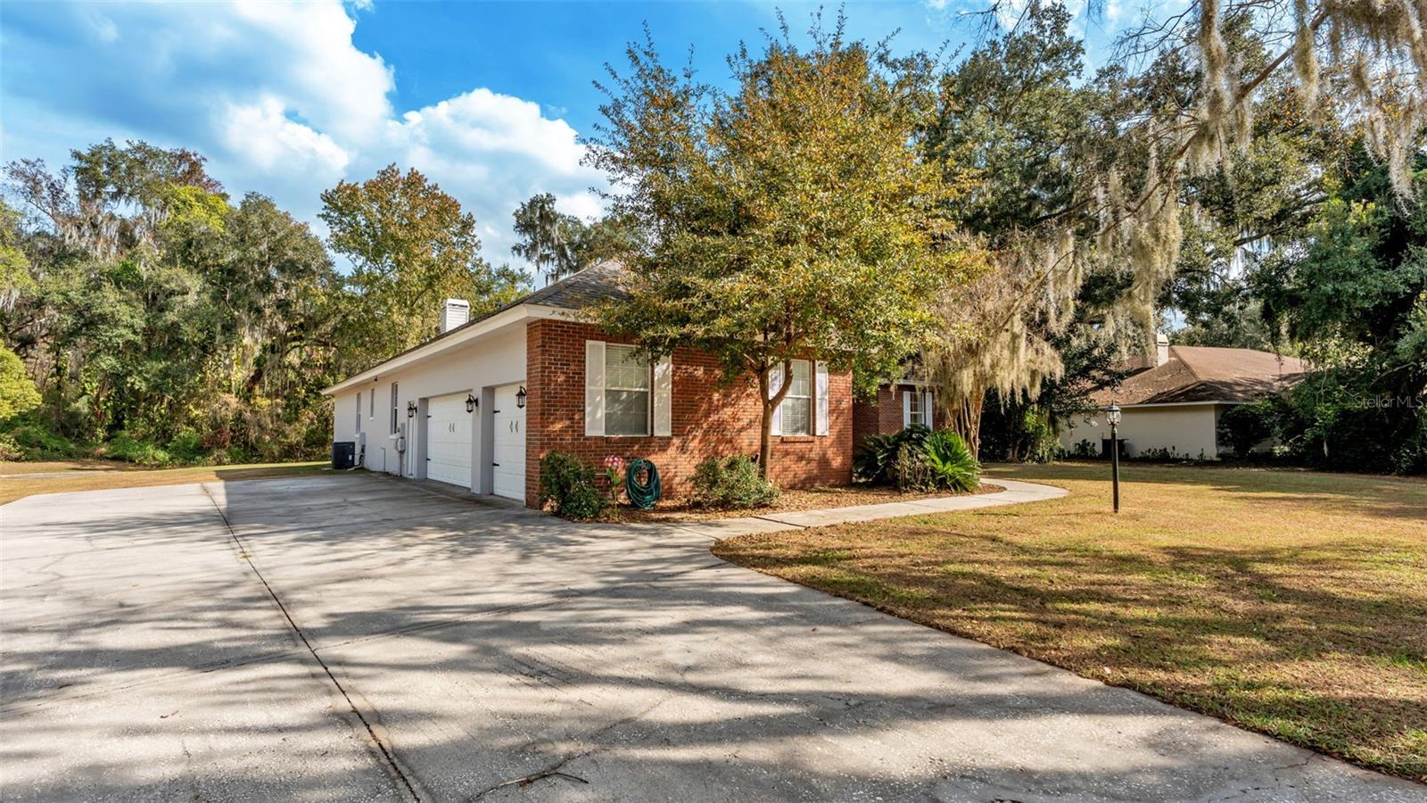 LONGWOOD OAKS PH 02 - Residential