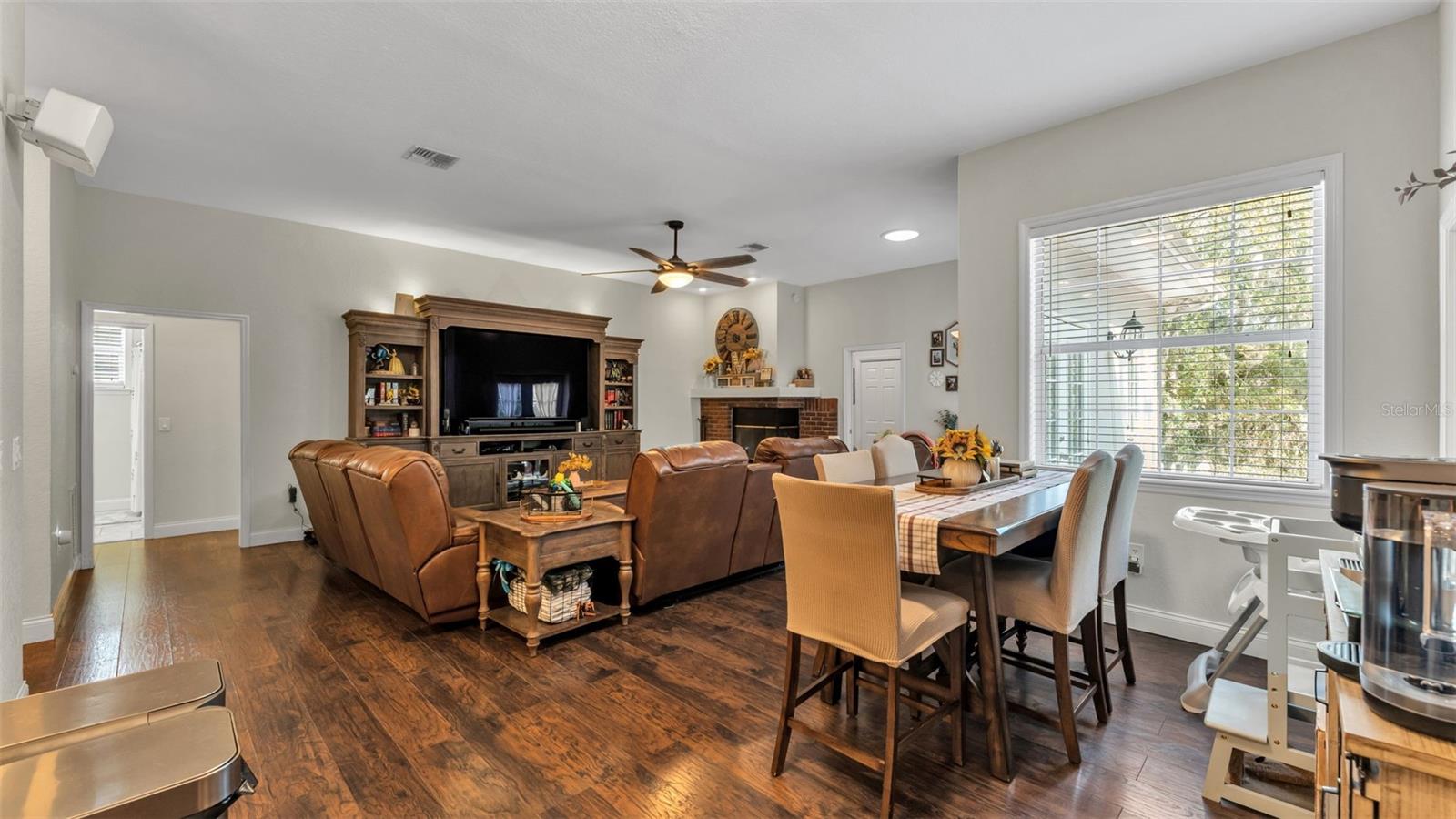 LONGWOOD OAKS PH 02 - Residential