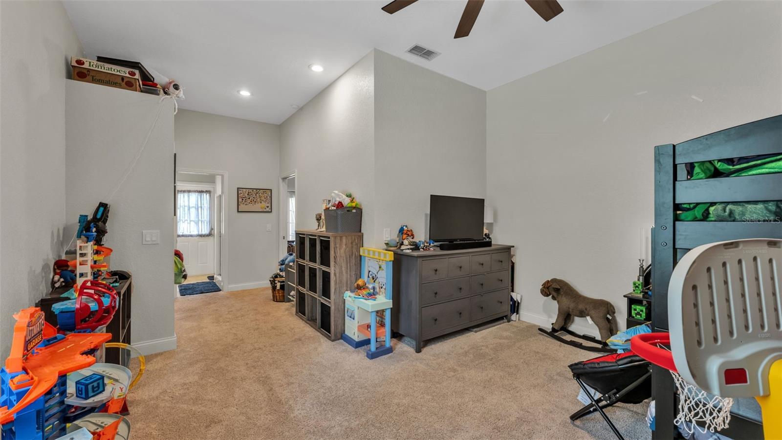 LONGWOOD OAKS PH 02 - Residential