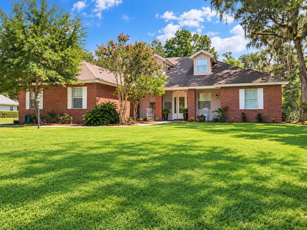Photo of 1345 Longoak Dr Drive N, Lakeland, FL 33811 (MLS # L4958435)