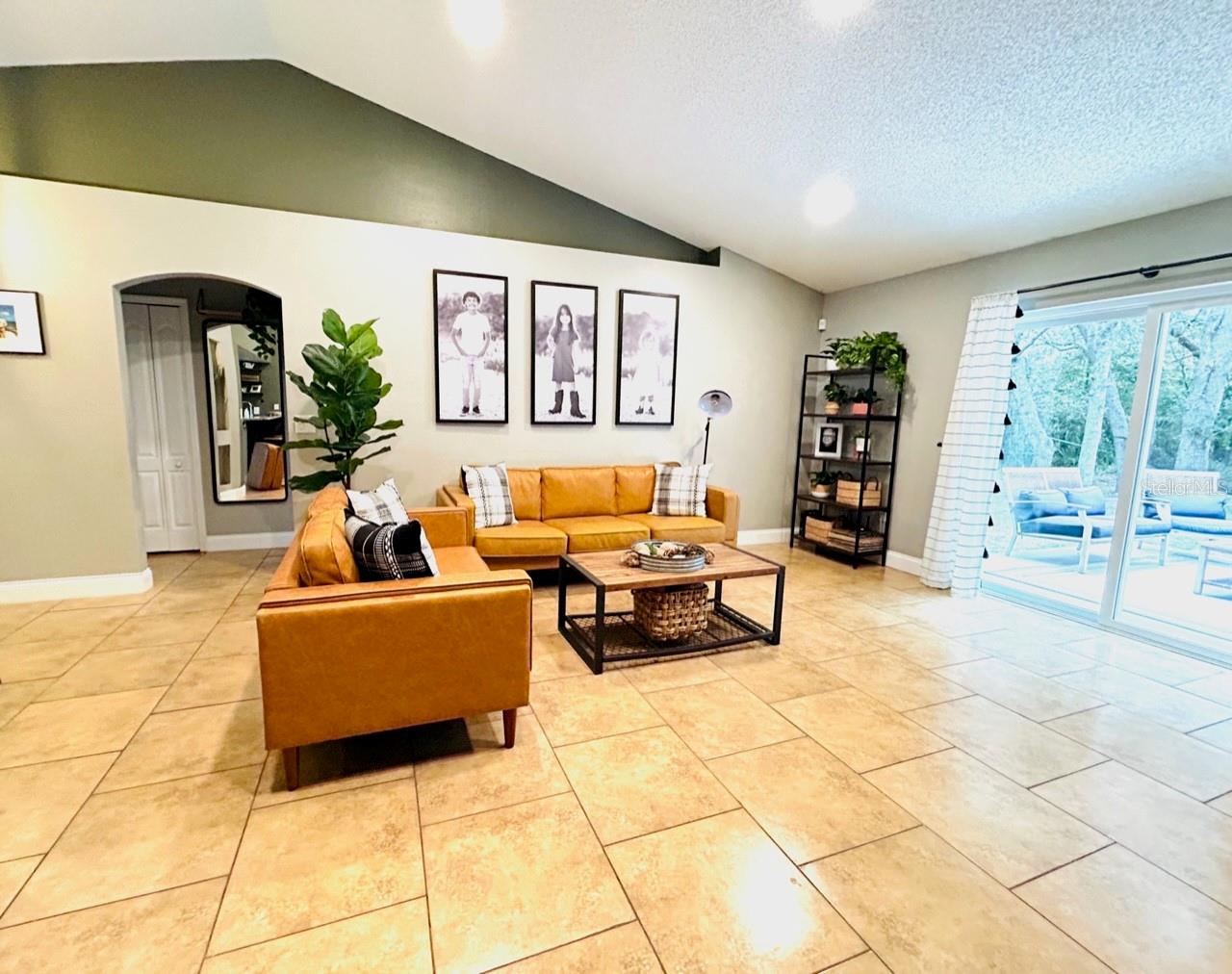 DELTONA LAKES UNIT 44 - Residential