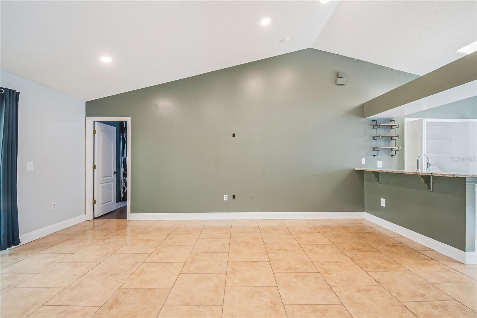 DELTONA LAKES UNIT 44 - Residential