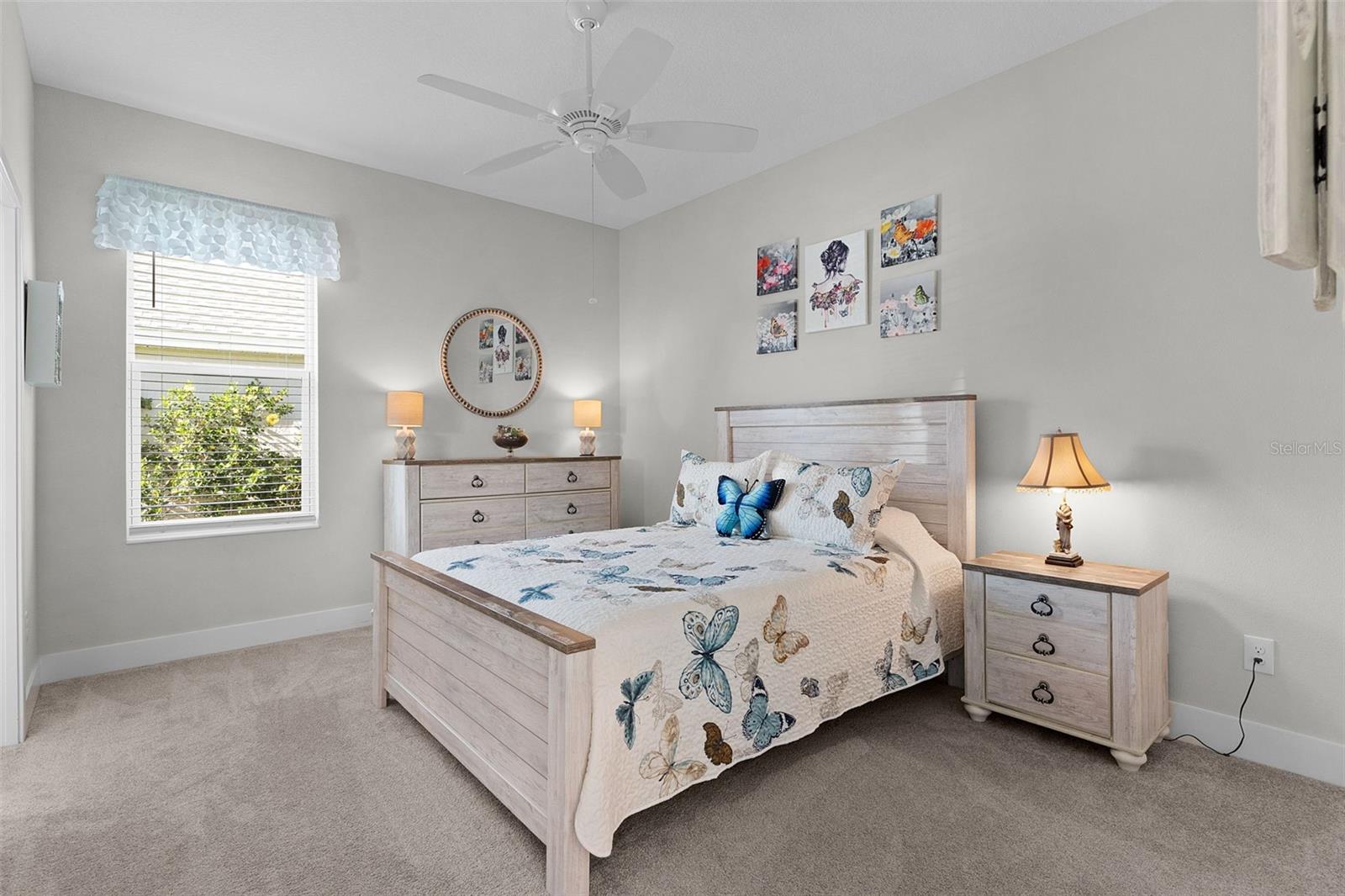 VILLAGES/SOUTHERN OAKS UN 40 - Residential