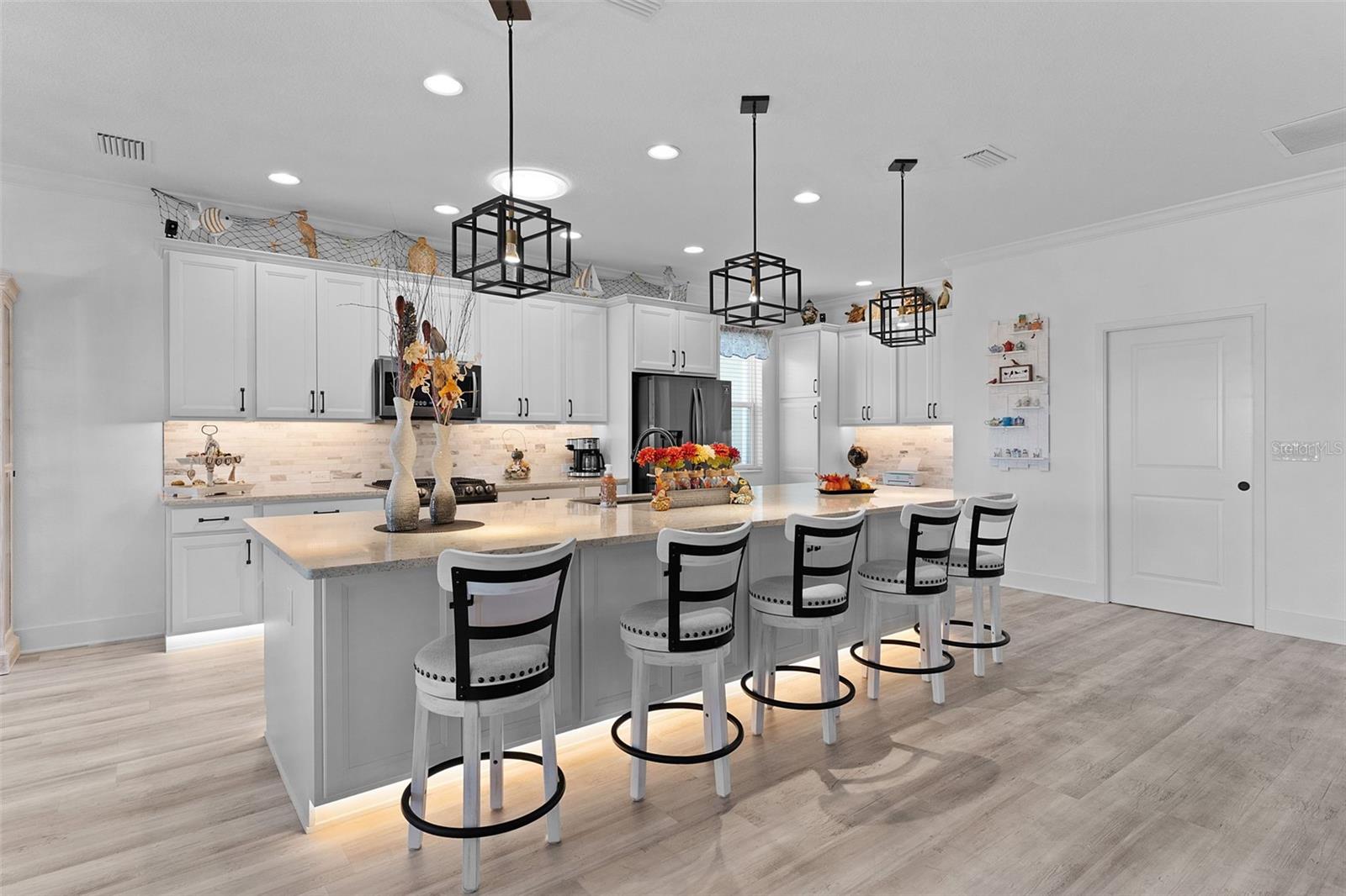 VILLAGES/SOUTHERN OAKS UN 40 - Residential