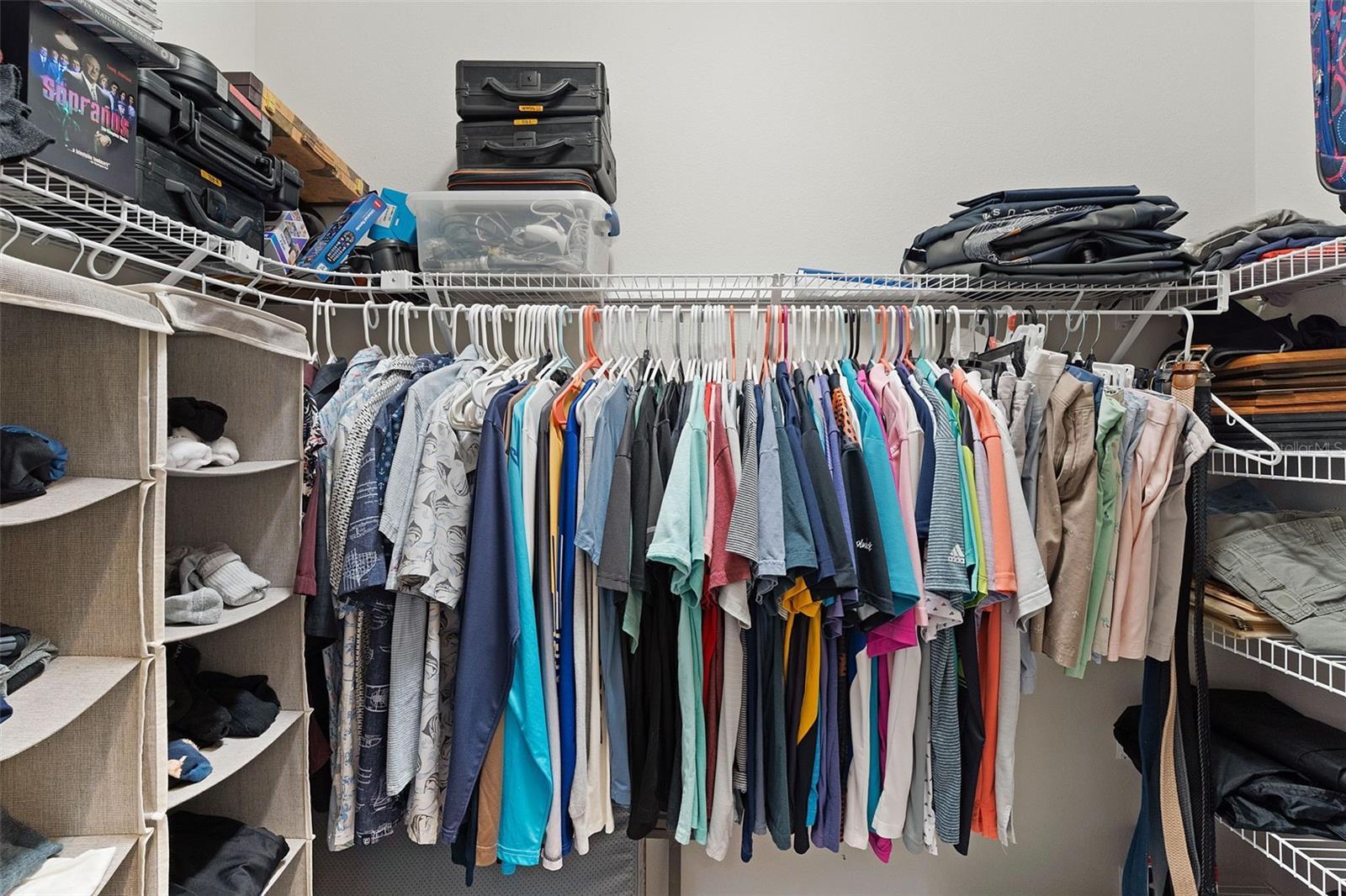 VILLAGES/SOUTHERN OAKS UN 40 - Residential