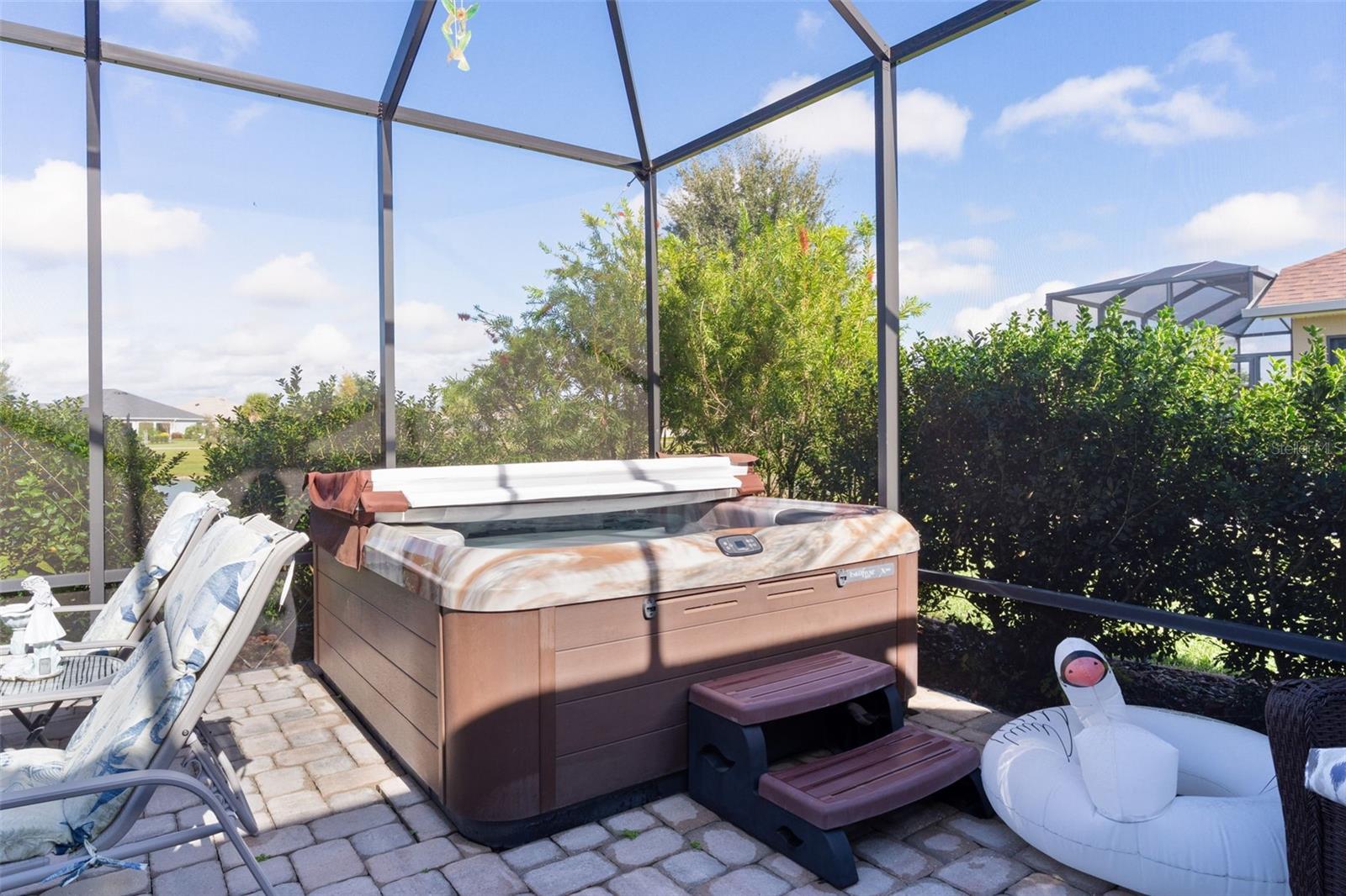 VILLAGES/SOUTHERN OAKS UN 40 - Residential