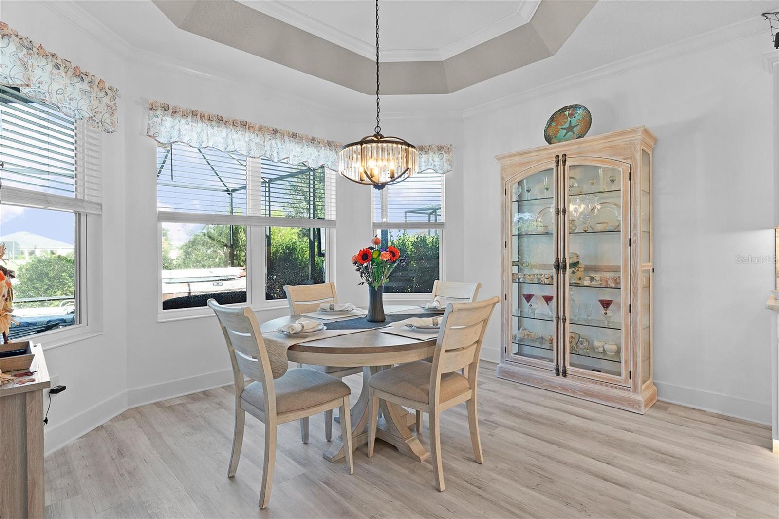 VILLAGES/SOUTHERN OAKS UN 40 - Residential