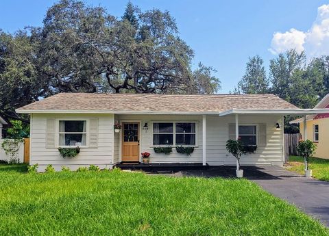 918 7TH AVENUE SW LARGO FL 33770