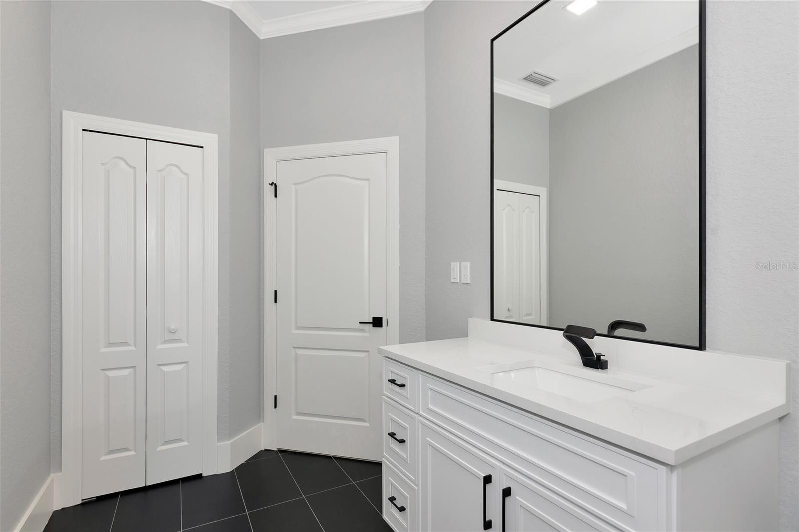 OAKS 2 PH 2 - Residential