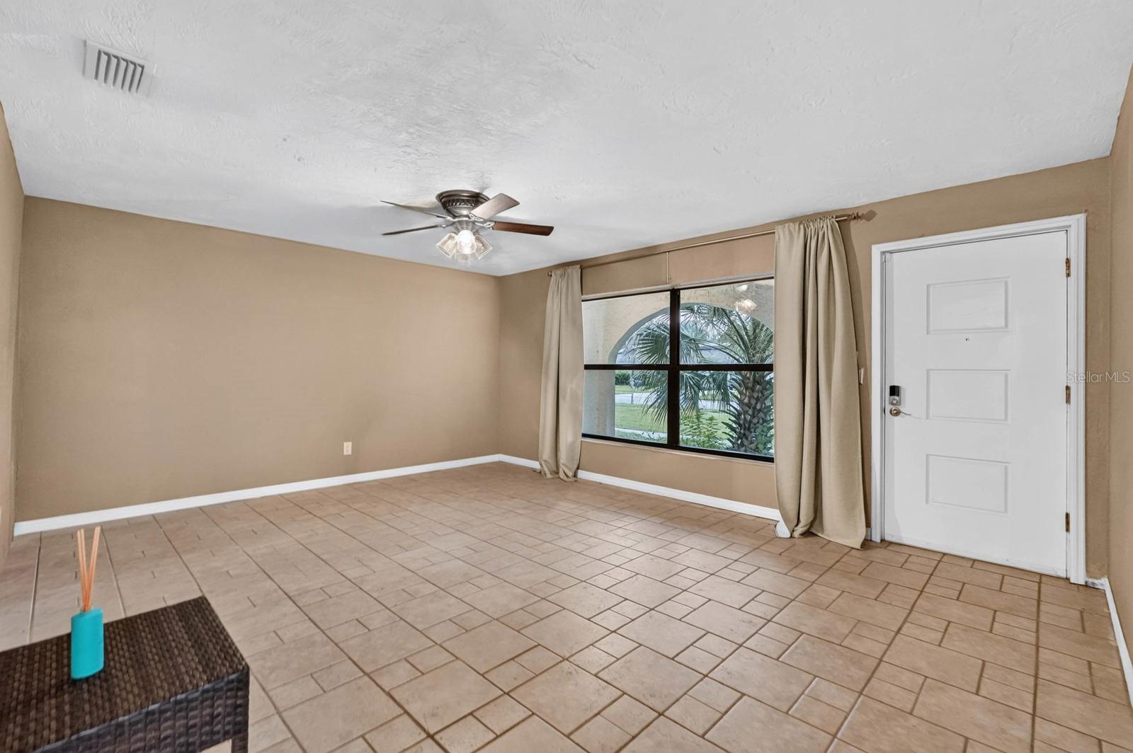 475 WOODSTOCK DRIVE