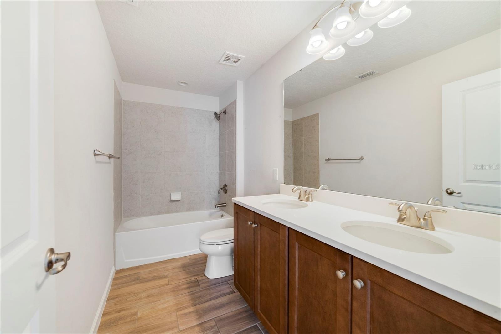 PARKVIEW PLACE - Residential