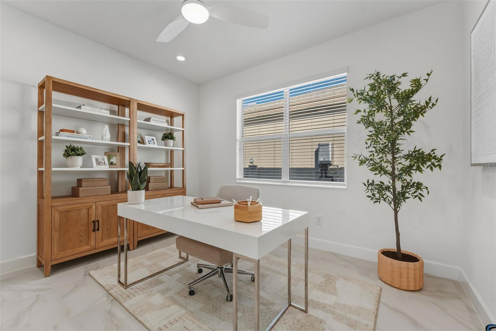 VALENCIA RIDGE - Residential