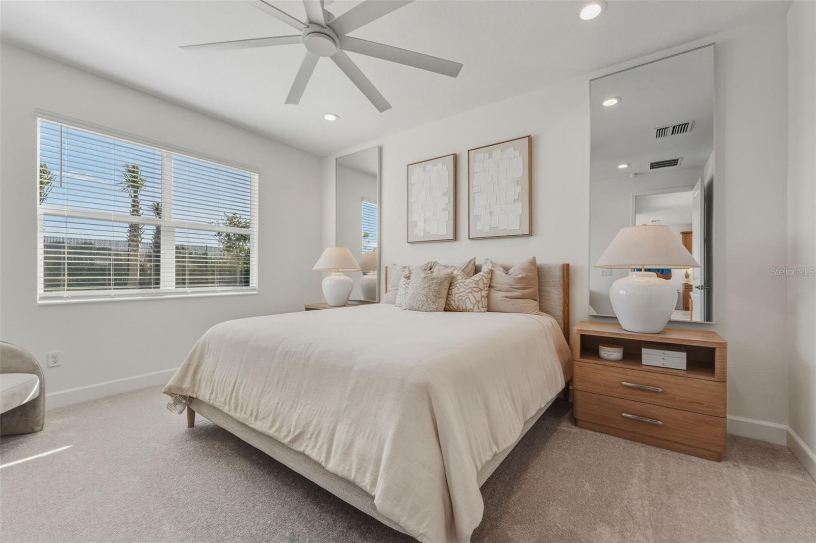 VALENCIA RIDGE - Residential