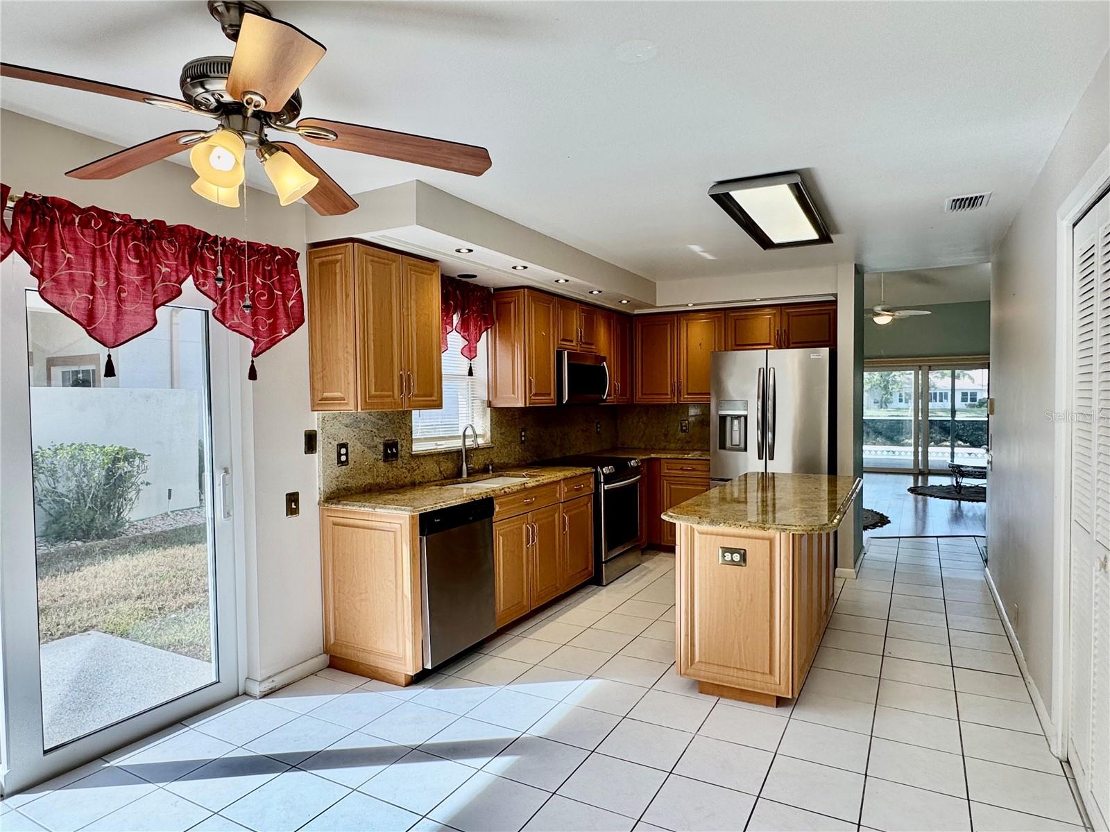 4720 PERIDIA BOULEVARD E, BRADENTON, FL, 34203 3 4720 PERIDIA BOULEVARD E
