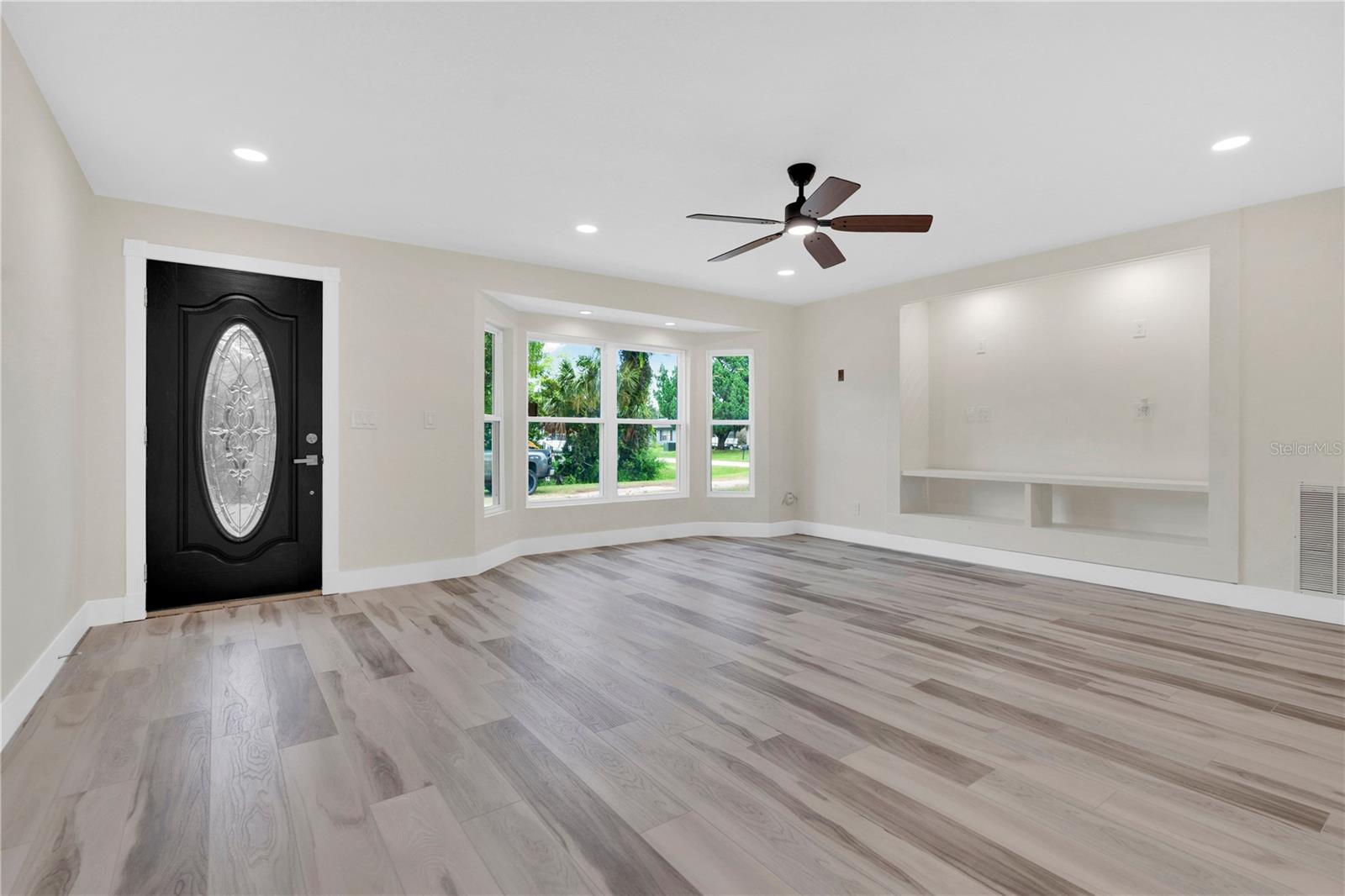 2304 TRAVELERS PALM DRIVE