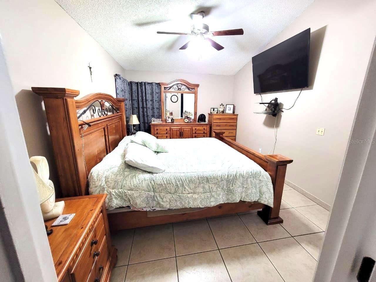 ROYAL MANOR ESTATES - Residential