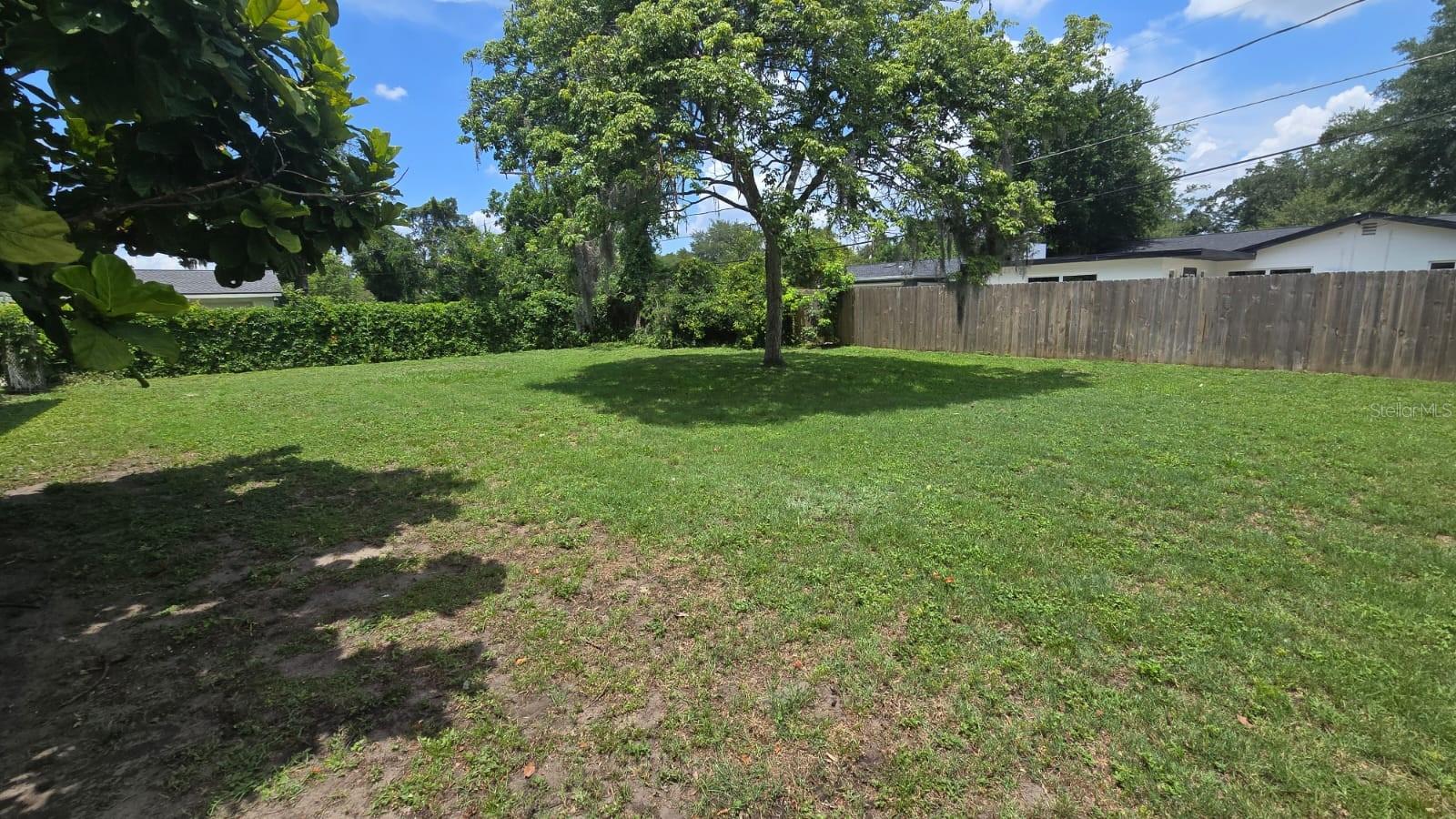 3115 LAKE ARNOLD PLACE