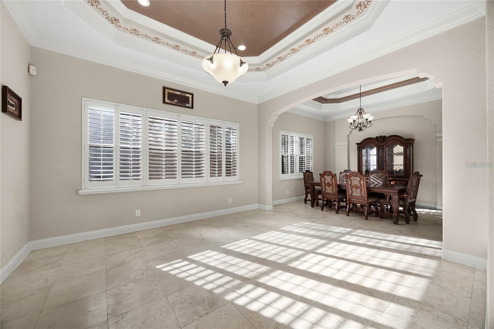 8814 SOUTHERN BREEZE DRIVE