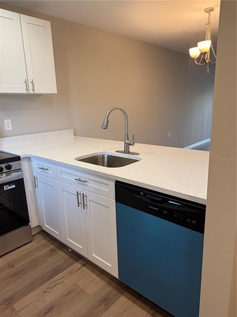 TALIA CONDO - Residential