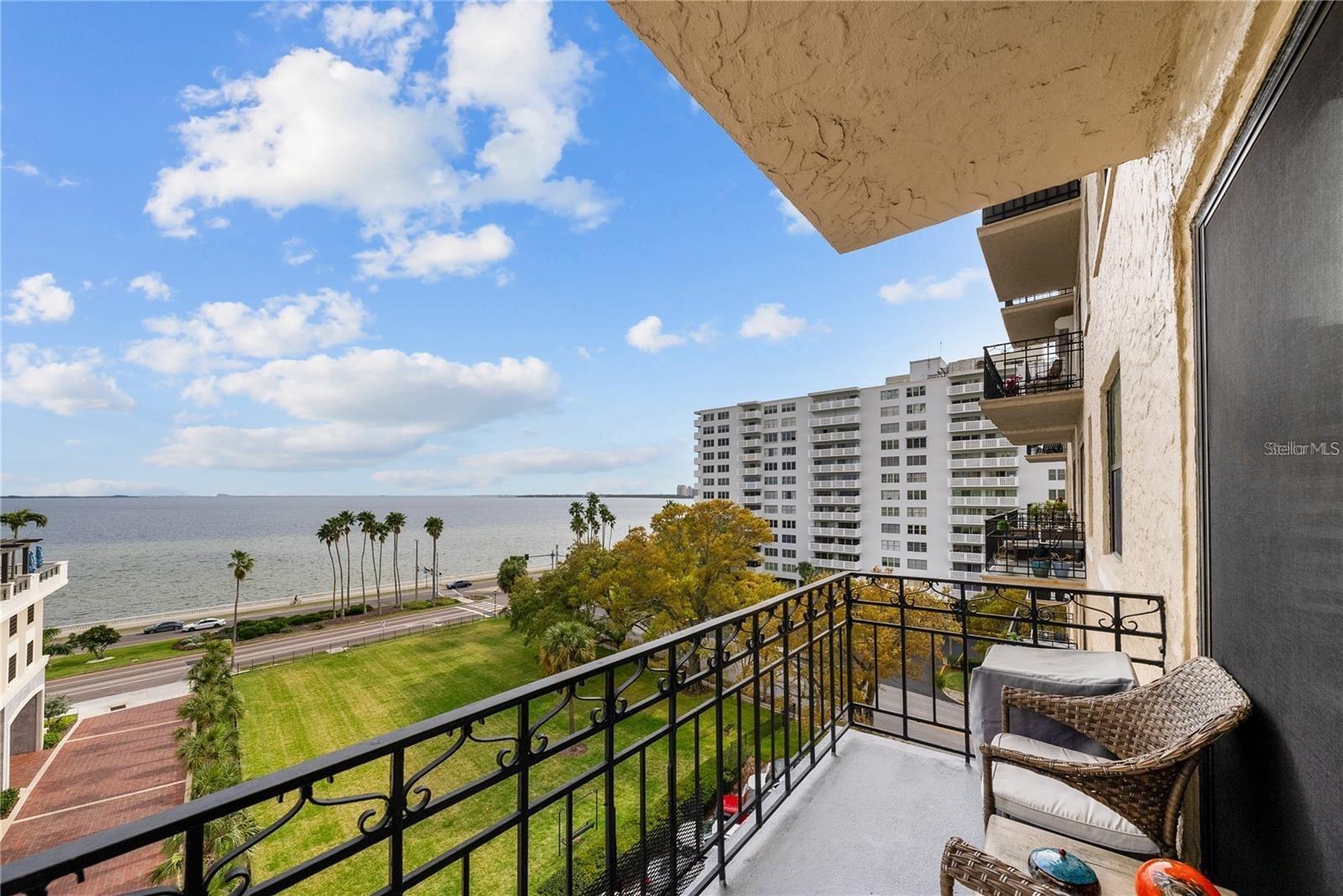 2109 BAYSHORE BOULEVARD 303