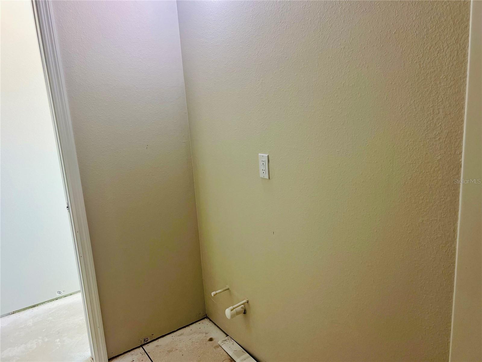 FLORIDA GRANDE MOTOR COACH RESIDENCE - Land