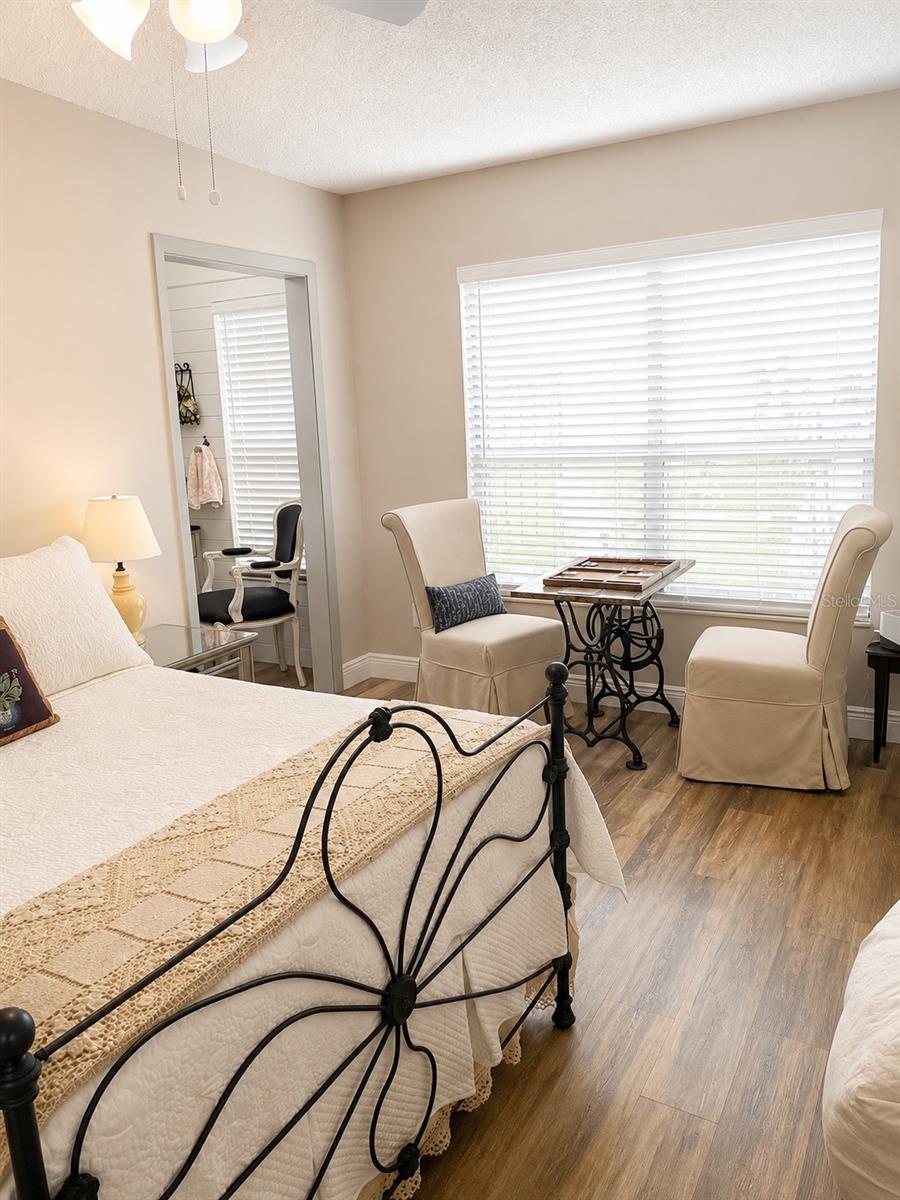VILLAGE NORTH 18 - Residential