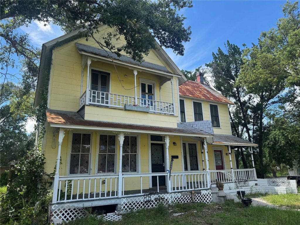 Photo of 1004 26th Street W, Bradenton, FL 34205 (MLS # A4662684)