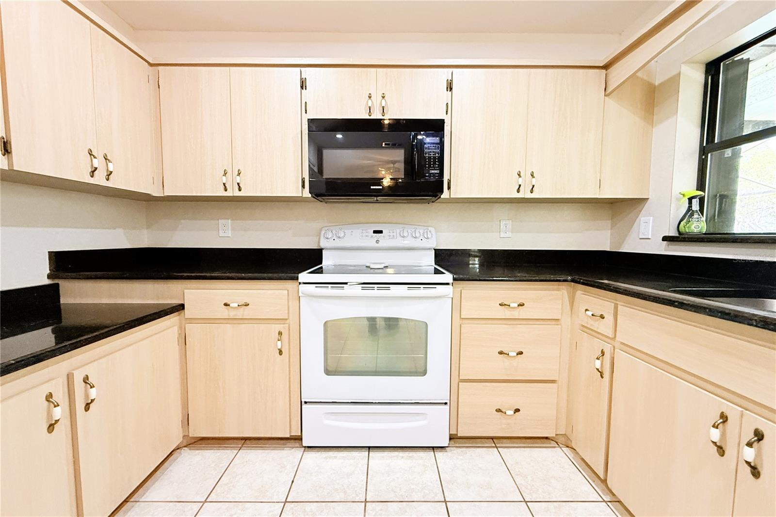 WEEKI WACHEE ACRES ADD - Residential