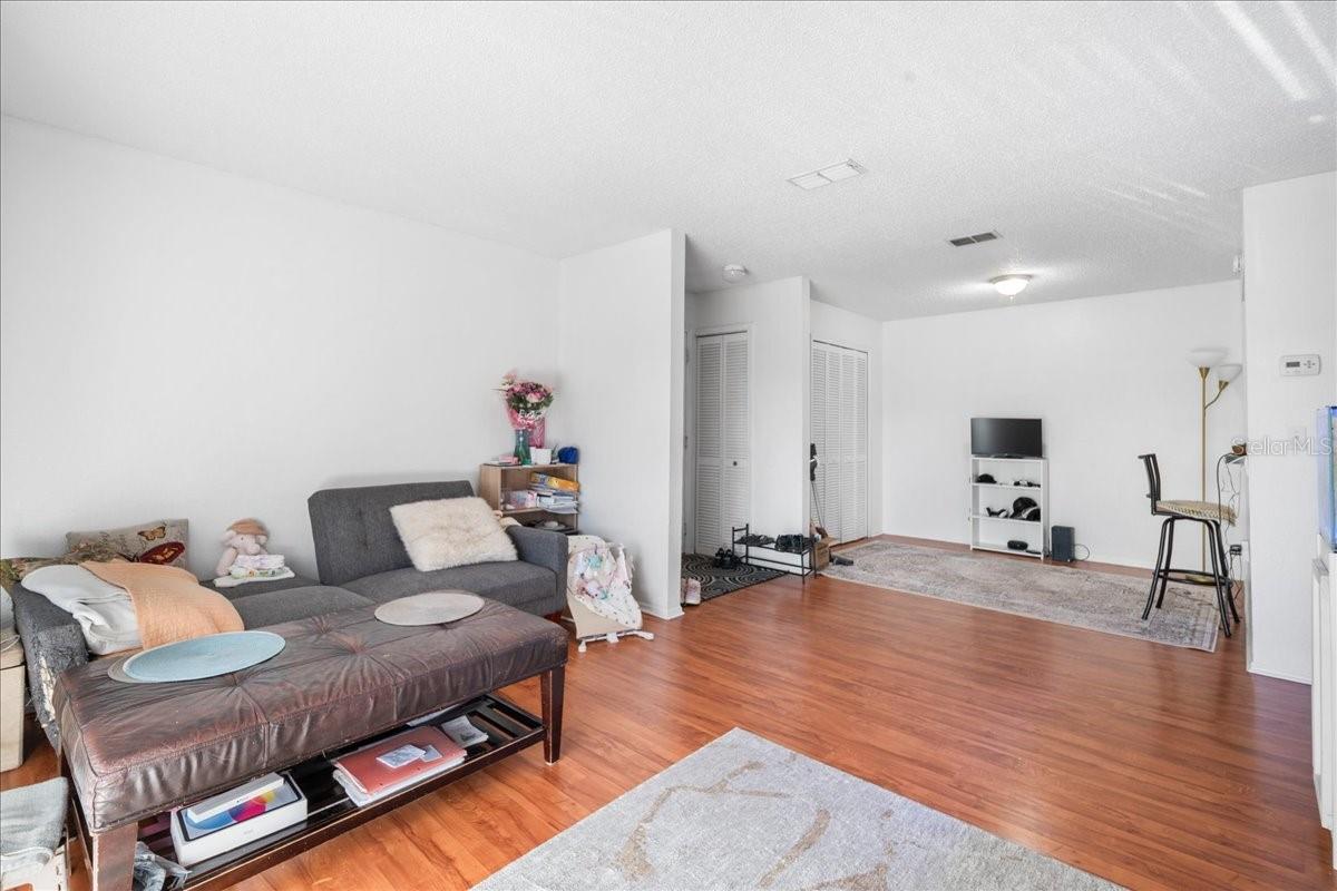 WINDSOR PARK - Residential