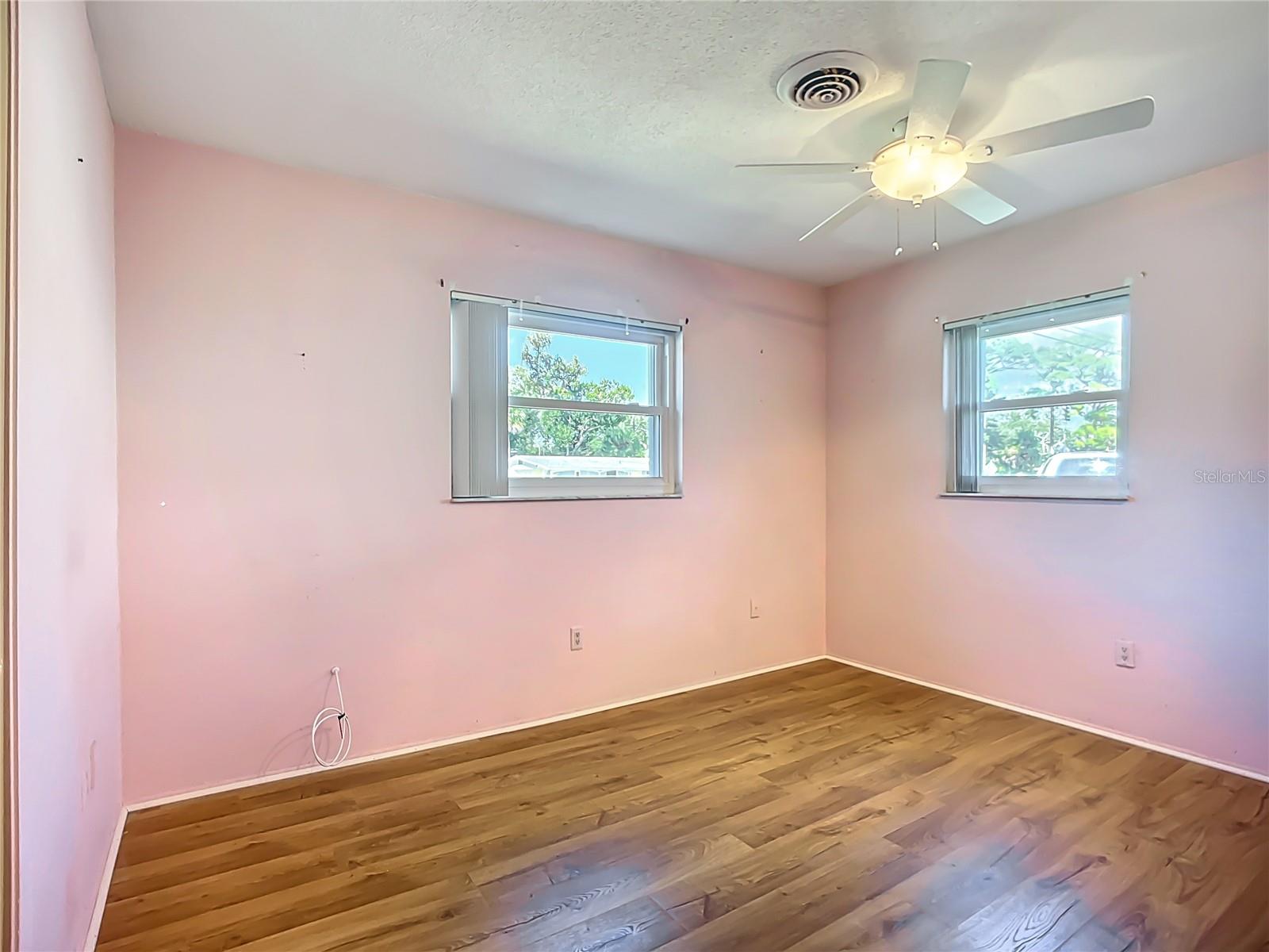 SOUTH VENICE - Residential