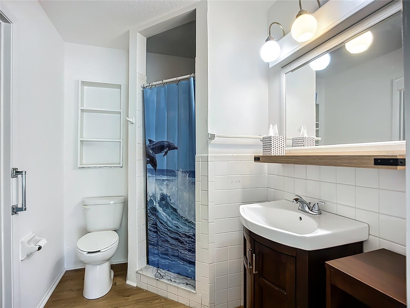 SOUTH VENICE - Residential